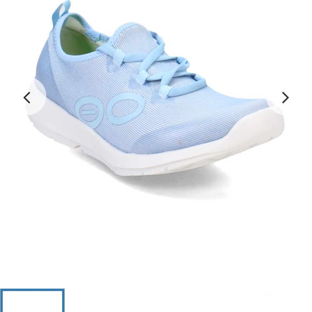 OOFOS Blue and White Athletic Shoes with Breathable Design